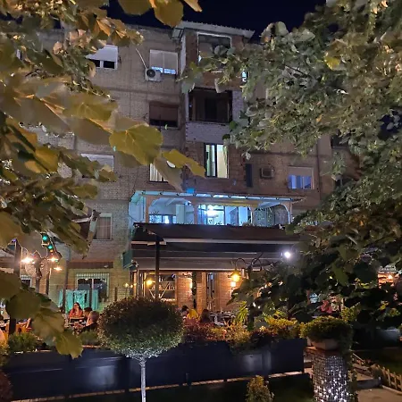 Veranda Tirana
